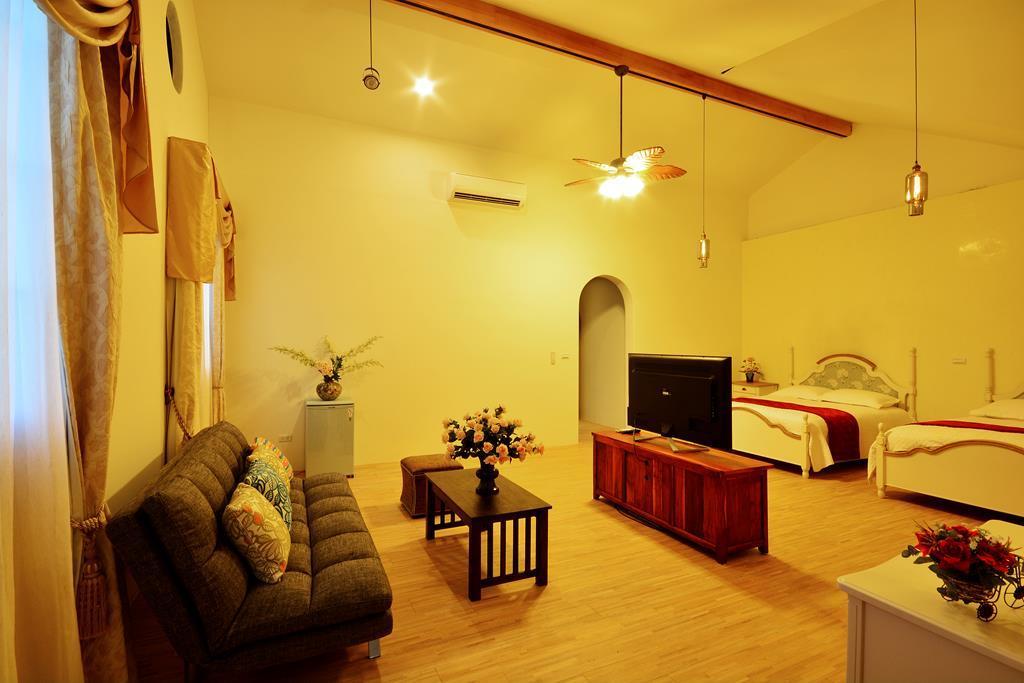 Happy Hill B&B Джиан Екстериор снимка