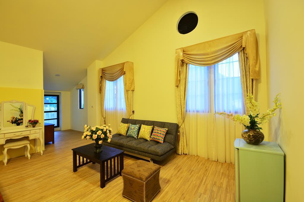 Happy Hill B&B Джиан Екстериор снимка
